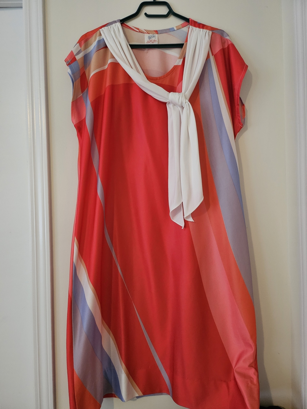 Source Unknown Red Multi-Stripe Tie-Neck Tunic